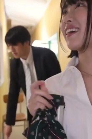 Yuuri Adachi bùng nổ khoái cảm cực hạn cùng giáo viên trong siêu phẩm SSIS-692