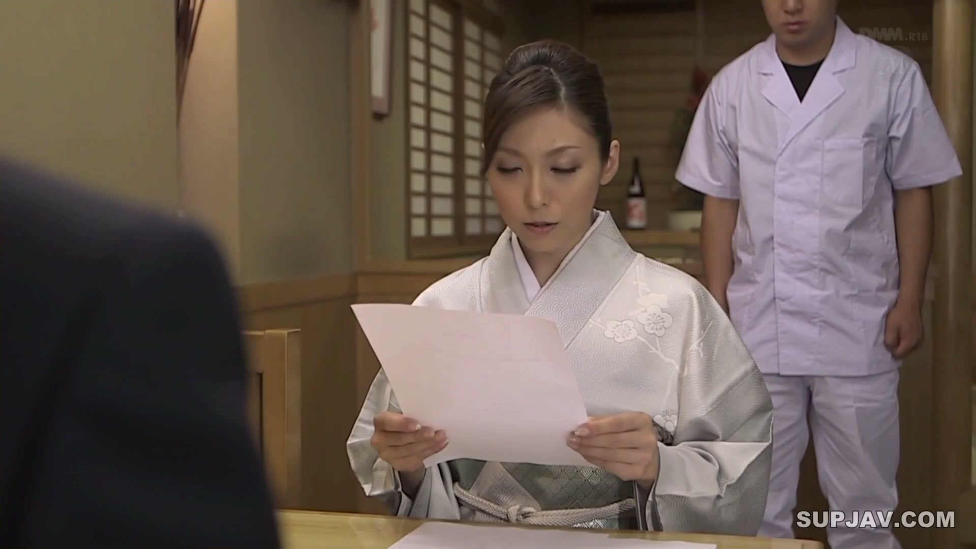 Yuko Shiraki JUX-233: Thanh toán nợ dồn dập, bùng nổ kiệt sức