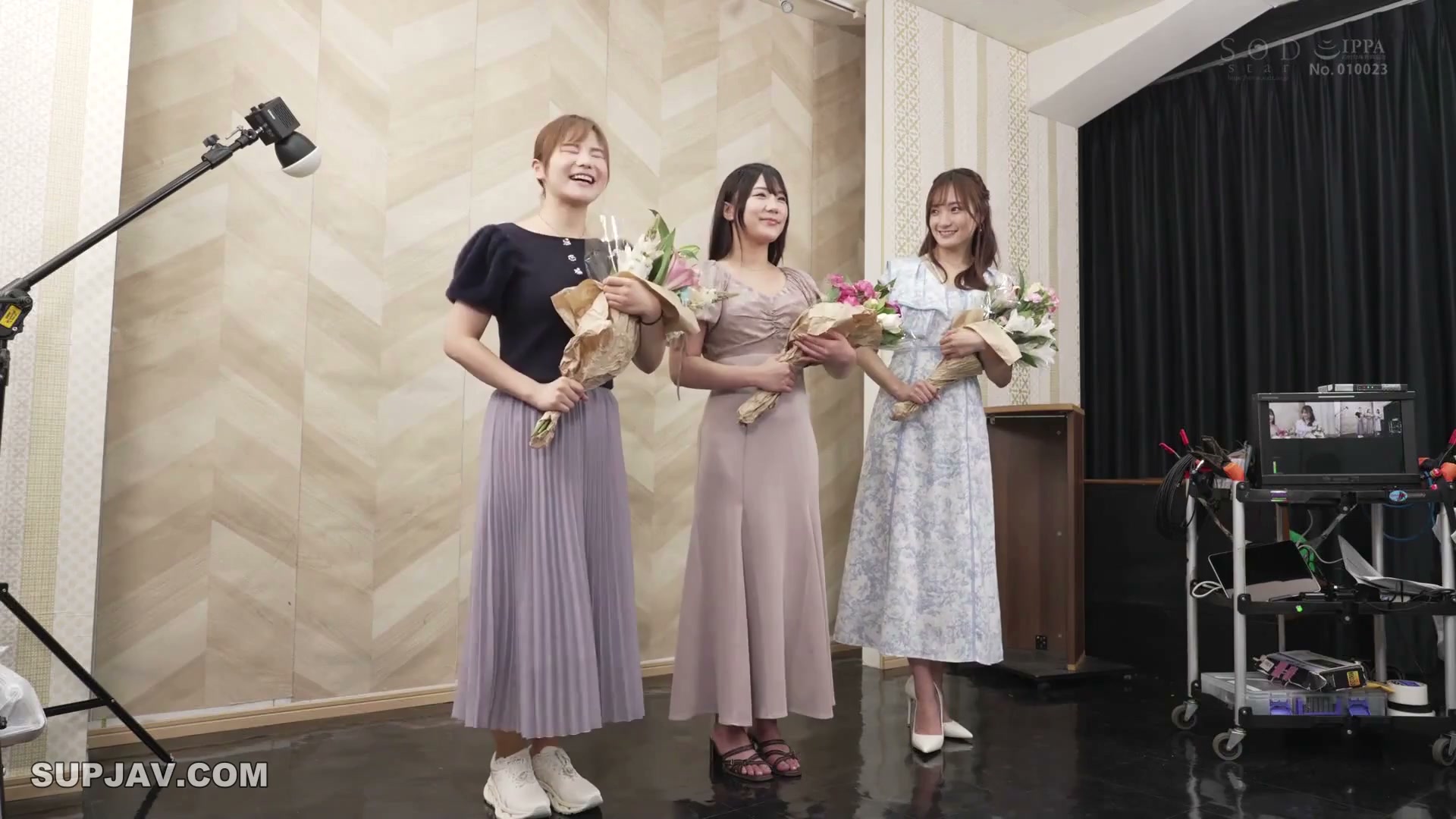 Nagisa Ren và START-225: Cuồng nộ dồn dập, bùng nổ kiệt sức không ngừng!