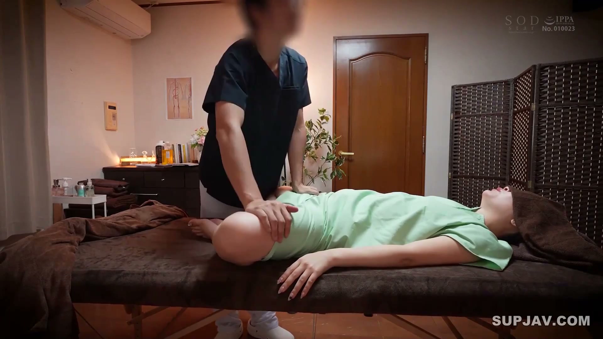 Dồn dập không ngừng nghỉ của Không, mã Không