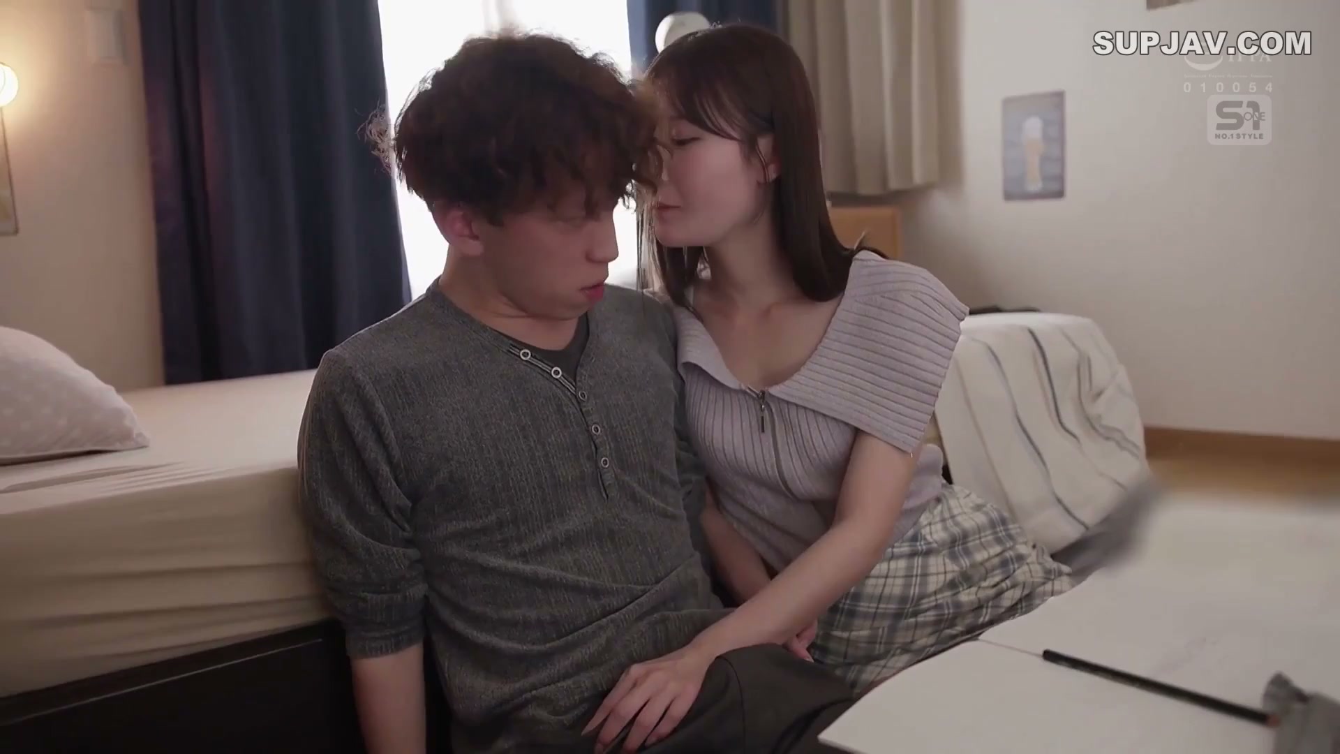 Miru SONE-637: Cô giáo dồn dập khai phá, dạy dỗ đến kiệt sức