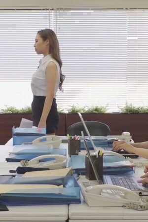 Reina Kuroki và JUQ-603: Sếp nữ bạo dạn dồn dập, cực khoái không ngừng