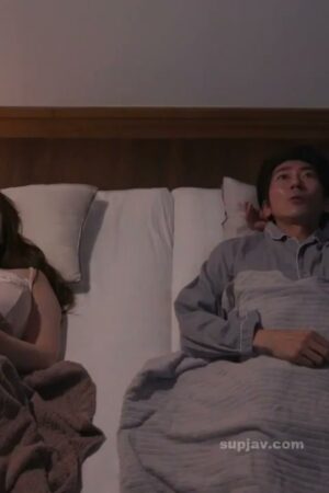 Yumi Kazama, Maki Tomoda: Cuồng Dập Liên Hồi Với JUQ-121