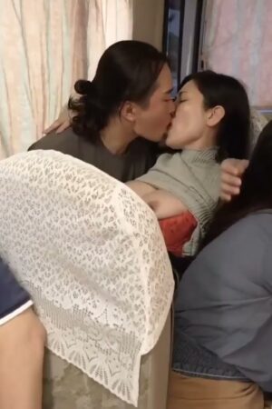 Không, mã Không: Bùng nổ khoái cảm, dồn dập không ngừng!