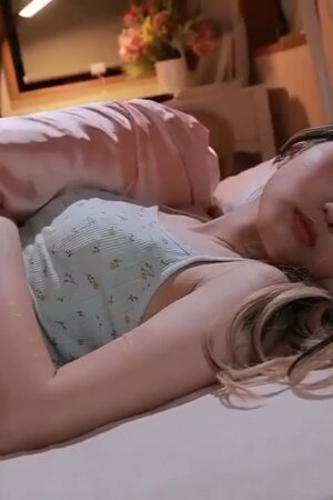 Maika Hiizumi trong MIAA-702: Cơn cuồng dâm dồn dập, bạo liệt không ngơi