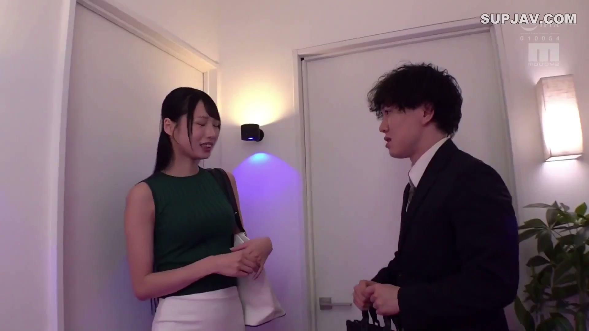 Tsukinoe MIAB-360: Boss nóng bỏng dồn dập, khiến cậu nhân viên gào thét không ngừng!