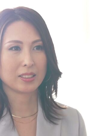 Mariko Sada và STARS-404: Cuộc chiến dồn dập không ngừng nghỉ!
